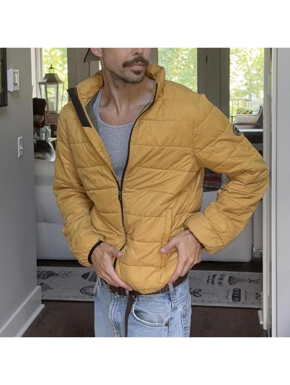 Abercrombie Mustard Puffer Jacket 🟡